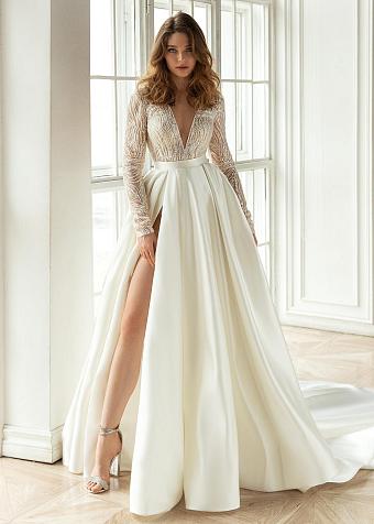 Свадебное платье А-силуэта блестящее #4552