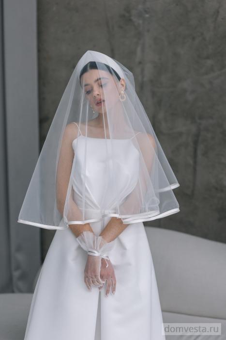 Как создать идеальный свадебный образ в платье с открытыми плечами