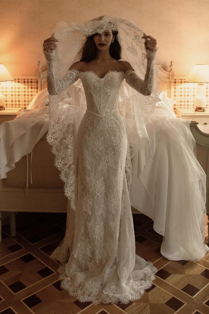 Свадебные платья #9779