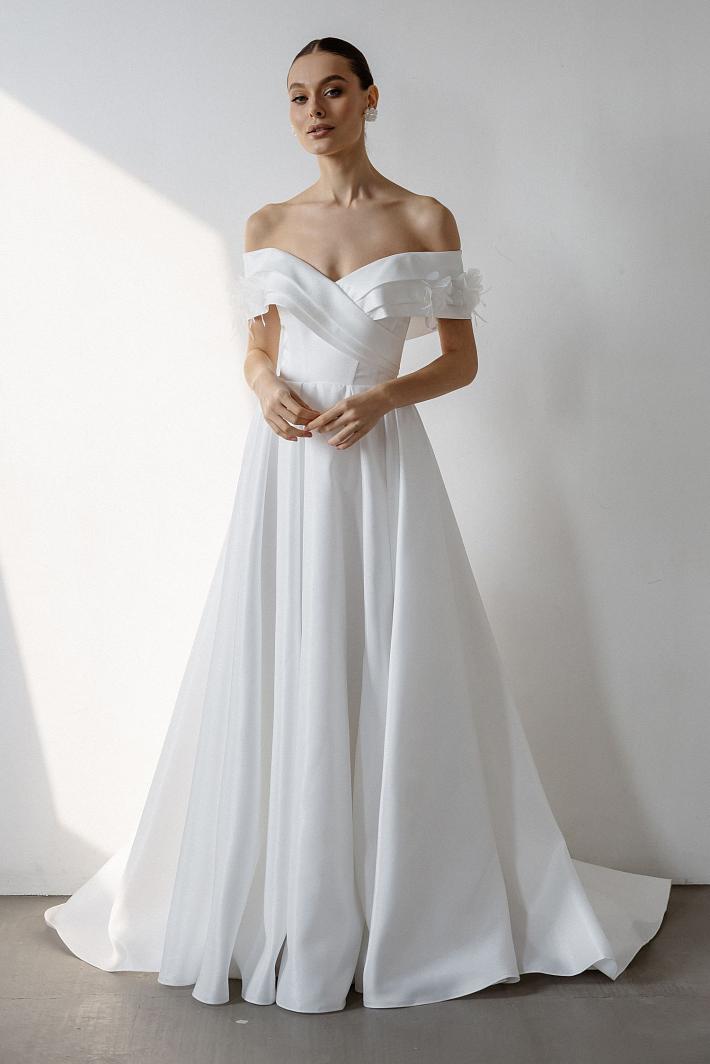 Свадебное платье а-силуэта #2907