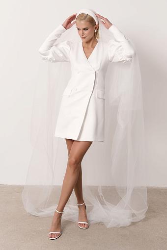 Короткое свадебное платье с длинным рукавом #3543