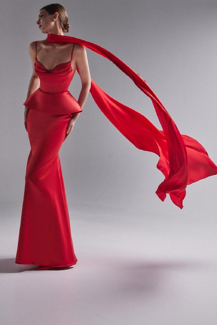 Выпускное платье со шлейфом #1700