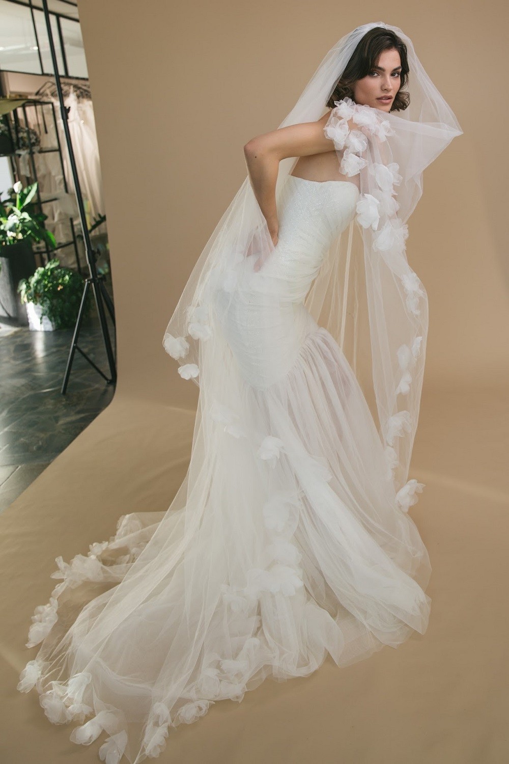 Фата milada-milada