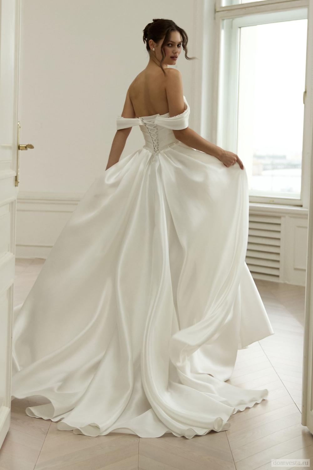 Свадебное платье #3674