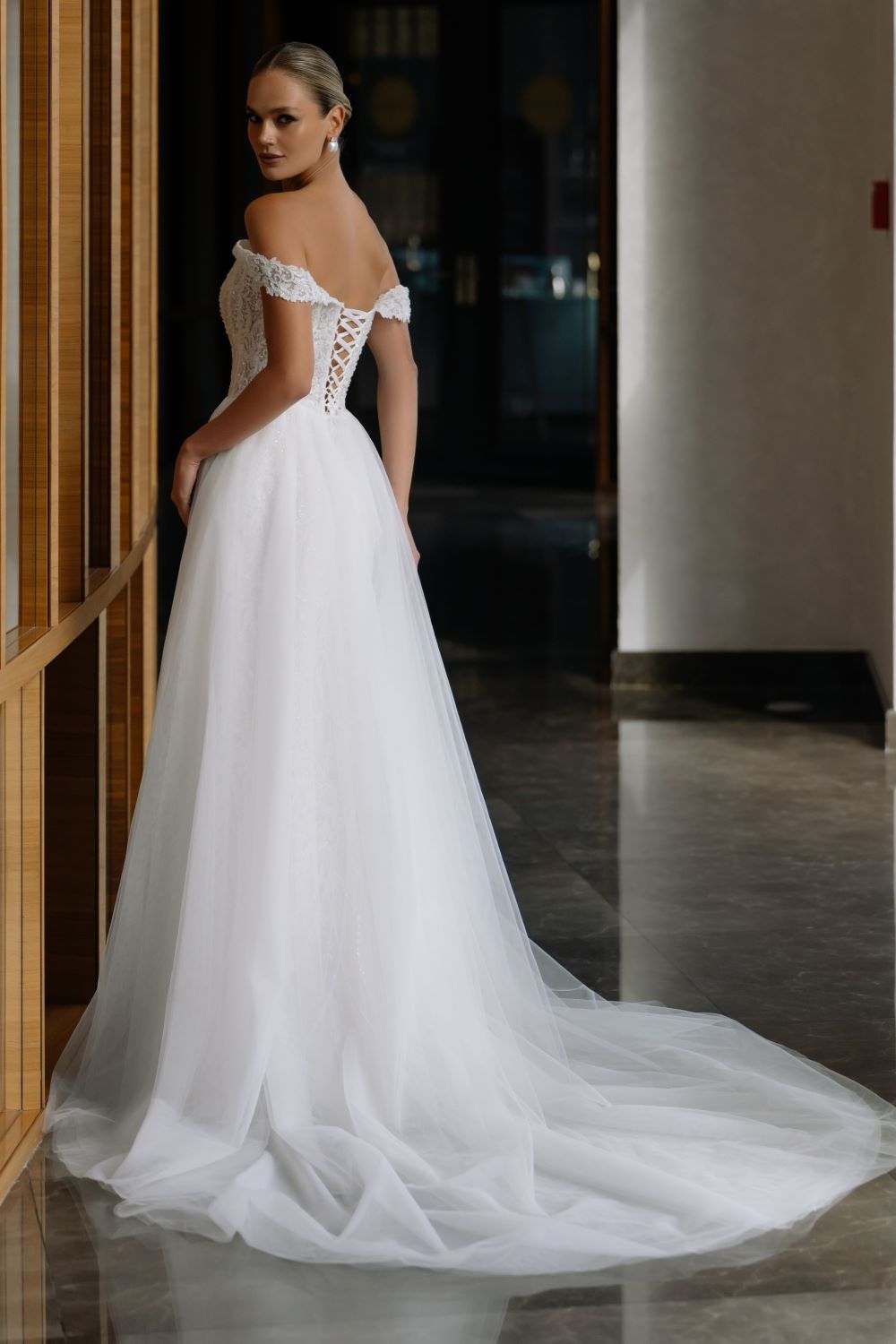 Свадебное платье #8136