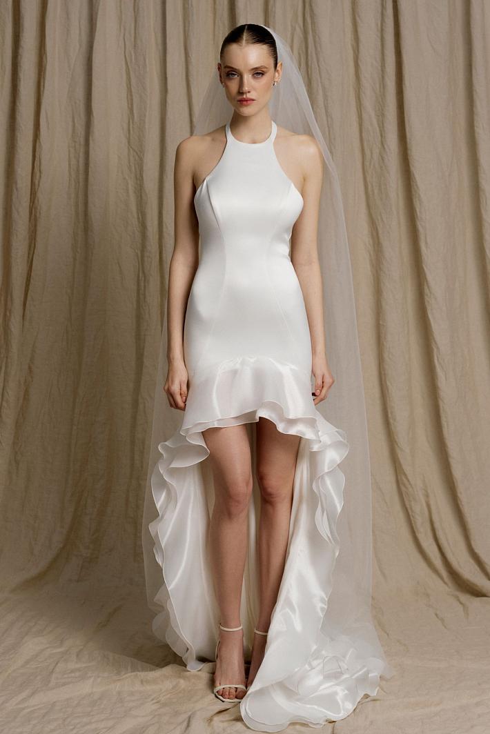 Короткое свадебное платье с открытой спиной #1167