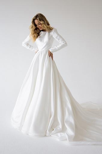Свадебное платье а-силуэта #7728