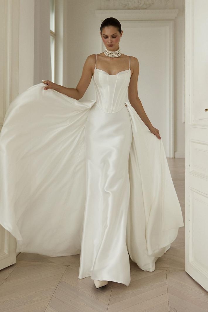 Пышное атласное свадебное платье #3675