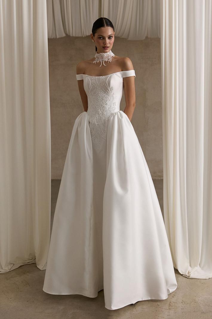 Пышное атласное свадебное платье #3672