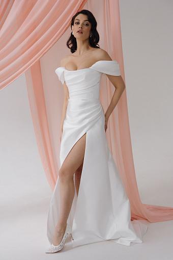 Свадебные платья #5300