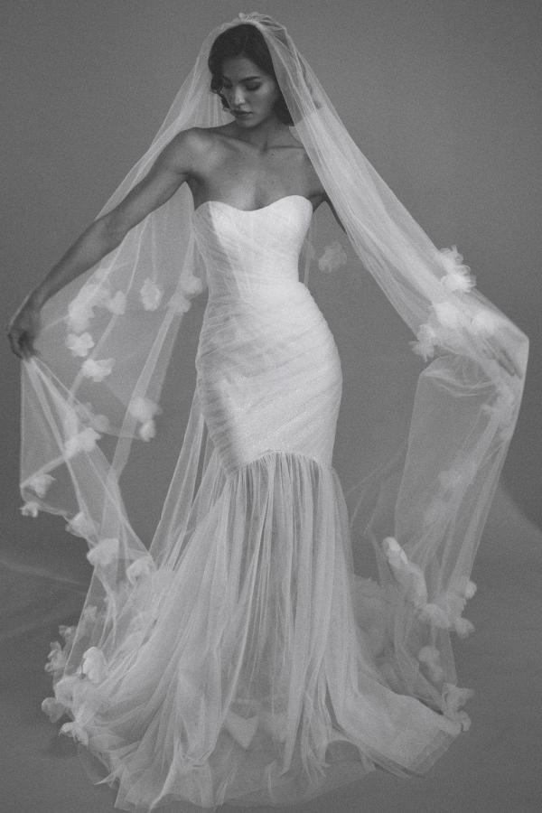 Фата milada-milada