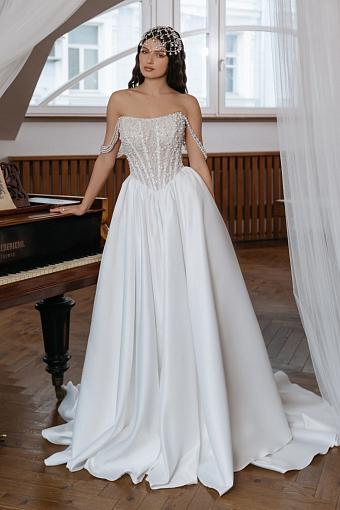 Свадебное платье А-силуэта блестящее #2454