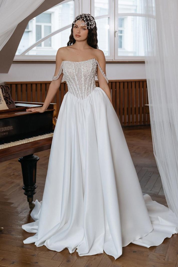 Свадебное платье пышное и блестящее #2454