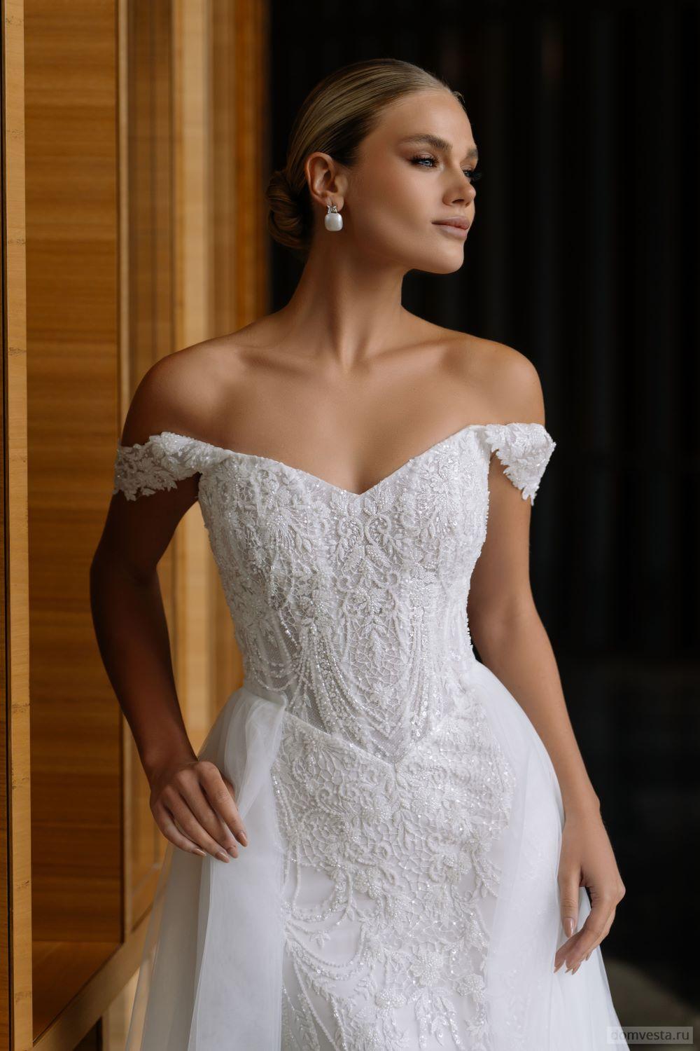 Свадебное платье #8136