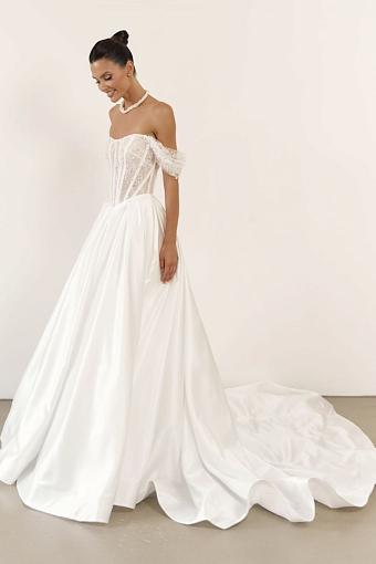 Белое атласное свадебное платье #8653