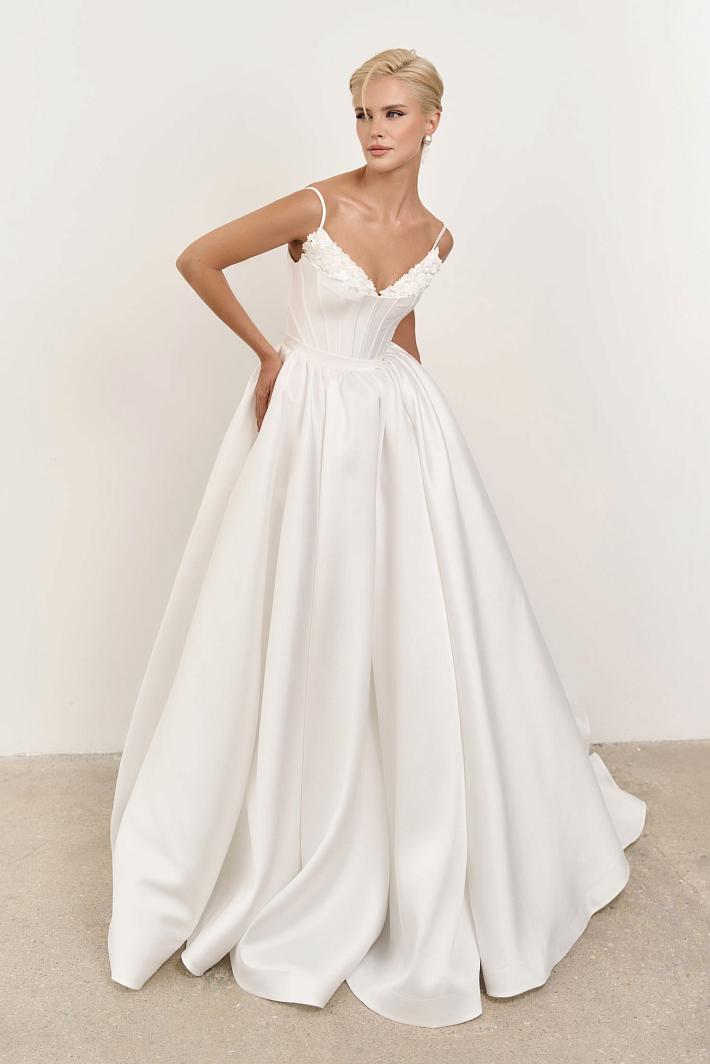 Пышное атласное свадебное платье #8604